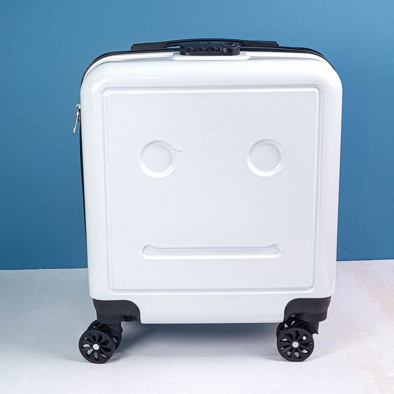 چمدان کودک مدل برجسته رنگ سفید کد P/M01/SE