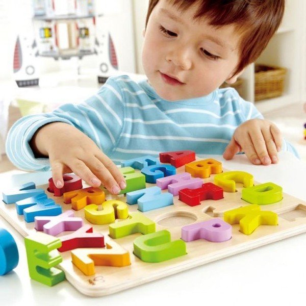 alphabet puzzle hape 1502