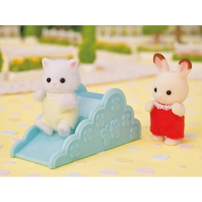 اسباب بازی سیلوانیان فامیلیز Sylvanian Families مدل Baby Windmill Park کد 5526