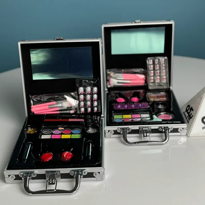 ست لوازم آرایشی کودک چمدانی کد FT2098