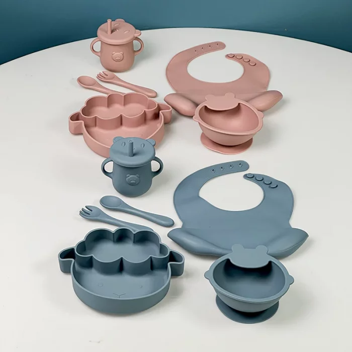 ست ظرف غذا کودک سیلیکونی همراه پیشبند مدل گوسفند کد M224