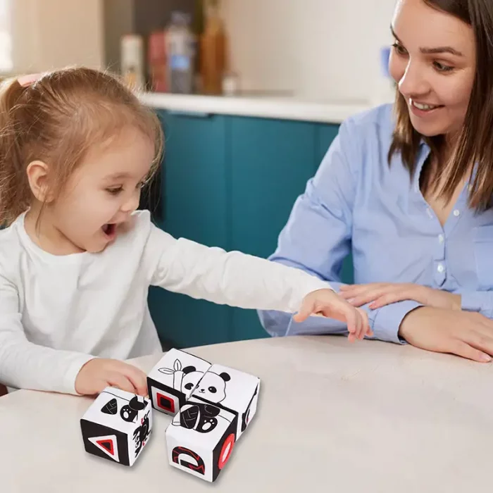 مکعب پارچه ای  جغجغه ای 4 عددی سیاه سفید کد QBX015A