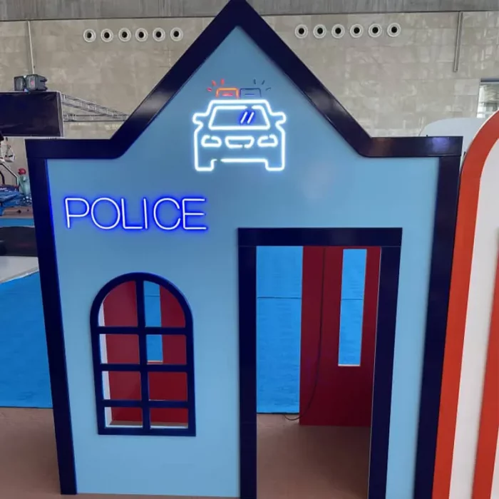 اسباب بازی مشاغل مدل ایستگاه پلیس کد 6183557