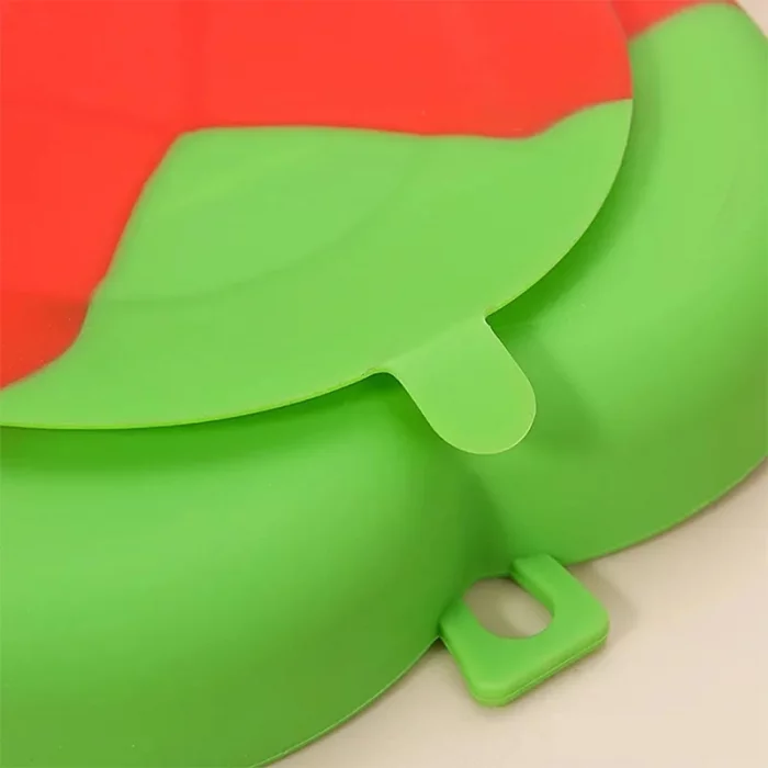 ظرف غذا کودک سیلیکونی مدل توت فرنگی کد JH8009