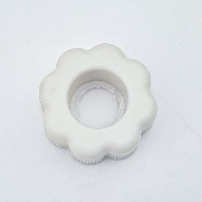 قطعه یدکی پیچ بدنه سرسره سنجاب 5108 کد YTS0065