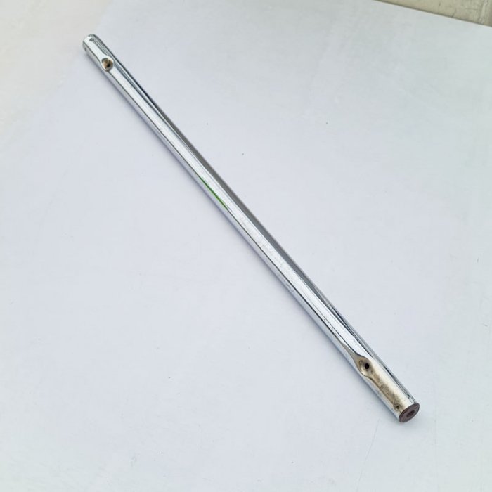 قطعه یدکی ميله نگهدارنده بدنه تاب مانلی رنگ نقره ای کد YMA0020