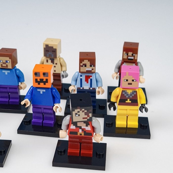 مینی فیگور 16 عددی ماینکرفت با سلاح MINECRAFT کد 2612