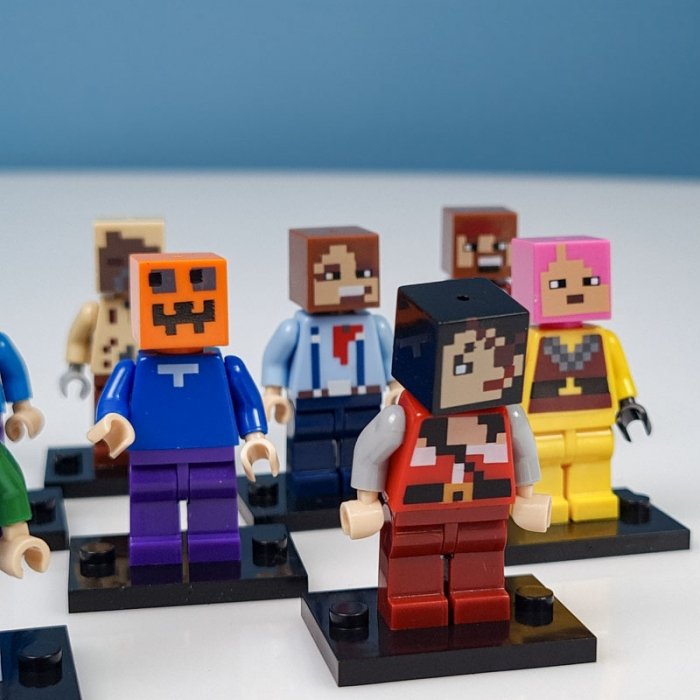 مینی فیگور 16 عددی ماینکرفت با سلاح MINECRAFT کد 2612