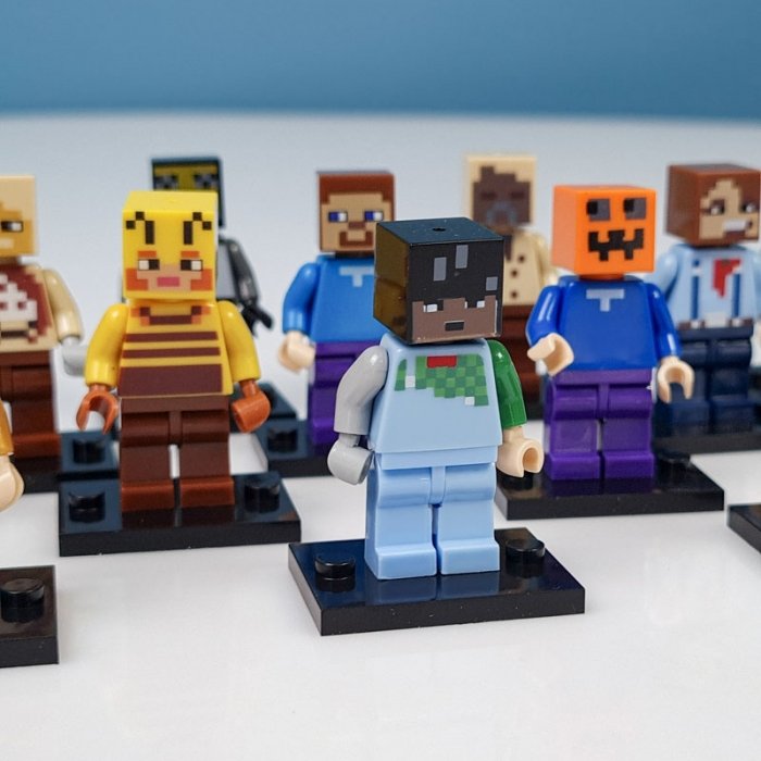 مینی فیگور 16 عددی ماینکرفت با سلاح MINECRAFT کد 2612