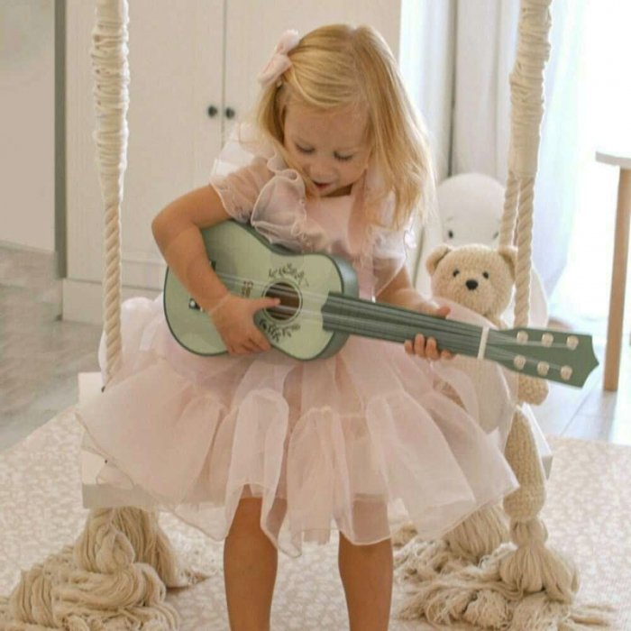 اسباب بازی گیتار چوبی سبز کلاسیک ورلد Vintage Guitar classic world کد 40577