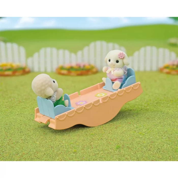 اسباب بازی سیلوانیان فامیلیز Sylvanian Families مدل Family Campervan کد 5454