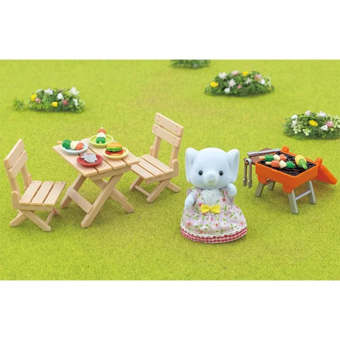 اسباب بازی سیلوانیان فامیلیز Sylvanian Families مدل Pony Hairdresser Playset with Figure کد 5644