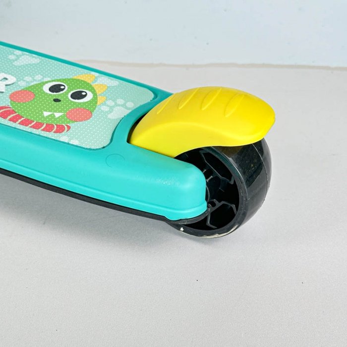 اسکوتر کودک چراغدار مدل دایناسور سبز کد P/806/SA
