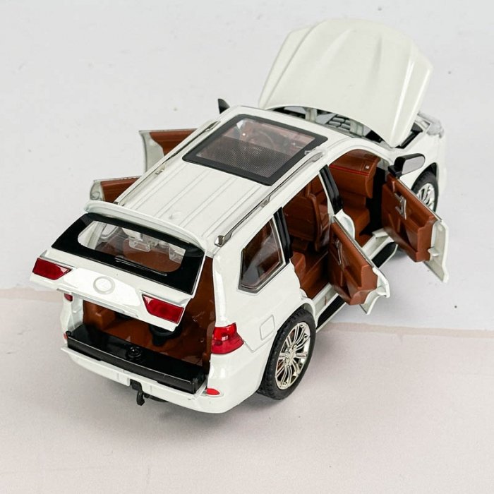 ماشین فلزی دودزا مدل لکسوس LX570 مدل CZ125AD