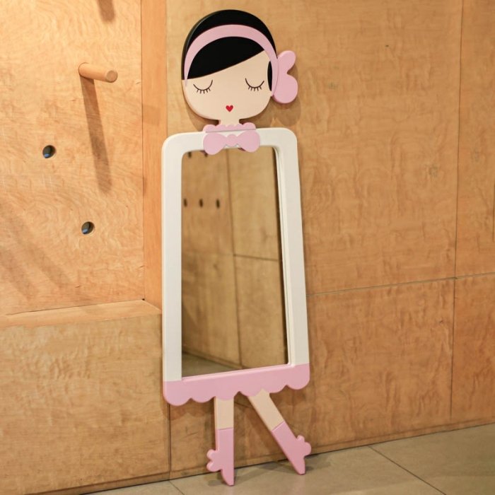 آینه فانتزی طرح دختر کد 6566989