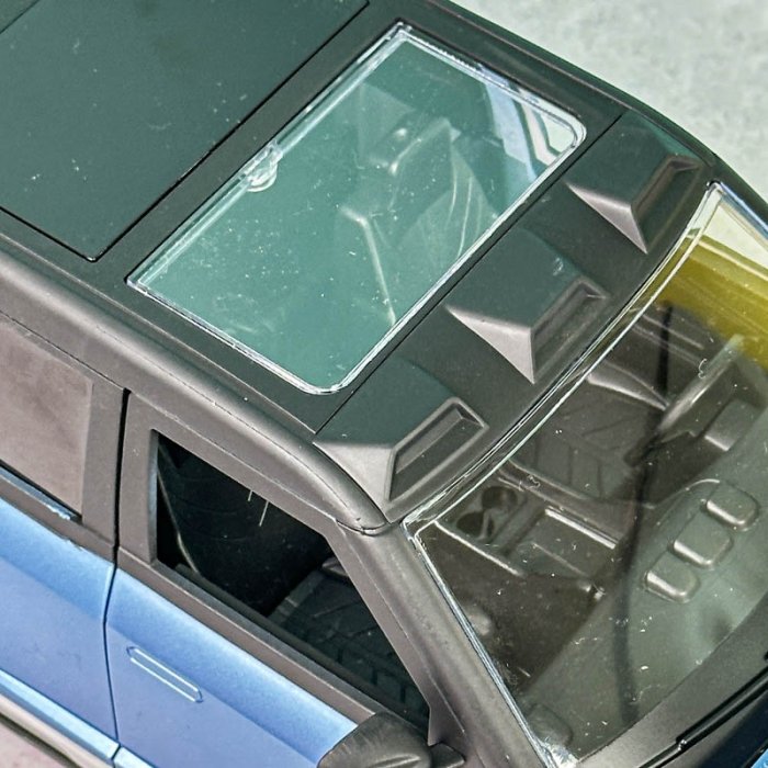 ماشین کنترلی شارژی رنگ آبی مدل P/2155/AB