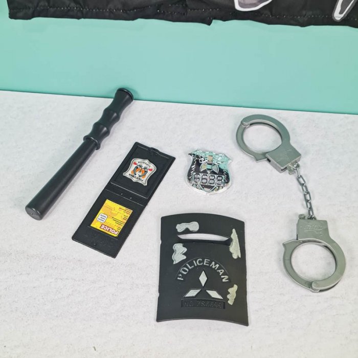 لباس مشاغل کودک مدل پلیس مشکی با لوازم کد PD2515