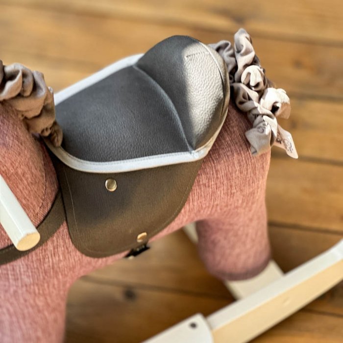 راکر اسب چوبی رنگ بنفش کد AF300220