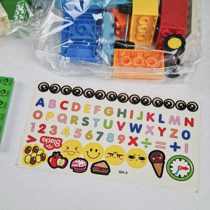 اسباب بازی لگو سطلی 180 تکه کد 188A29