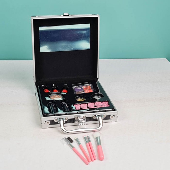 ست لوازم آرایشی کودک چمدانی کد FT2098