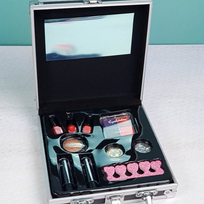 ست لوازم آرایشی کودک چمدانی کد FT2098