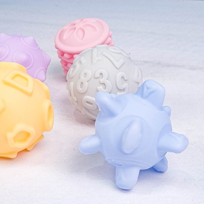 توپ حسی 6 عددی جغجغه ای رنگ پاستلی کد 1866W