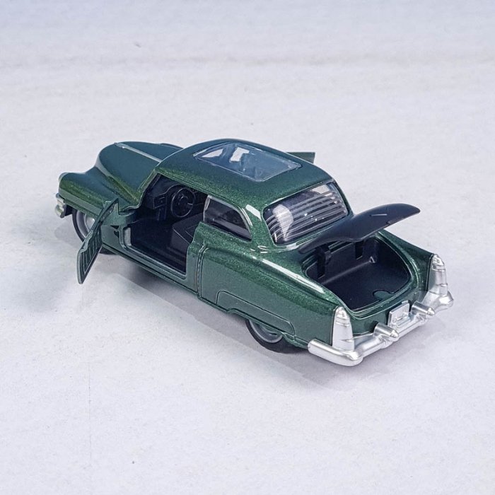 ماکت ماشین فلزی کلاسیک کد 36191D