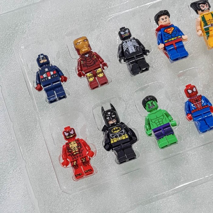 مینی فیگور لگو 12 عددی طرح قهرمانان کد 22642
