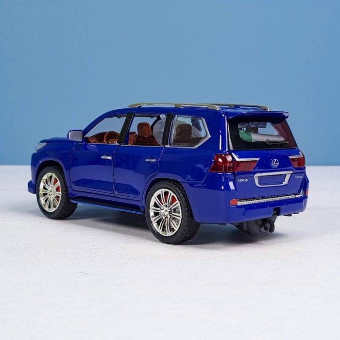 ماشین فلزی دودزا مدل لکسوس LX570 مدل CZ125AD