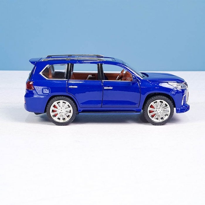 ماشین فلزی دودزا مدل لکسوس LX570 مدل CZ125AD