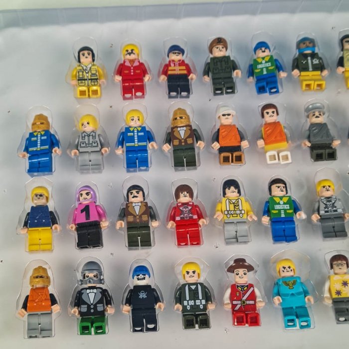 مینی فیگور لگو 50 عددی مدل مشاغل کد 25795A