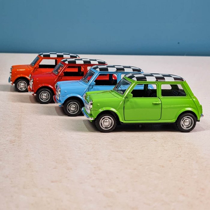 ماشین فلزی عقب کش موزیکال کد 3489YT