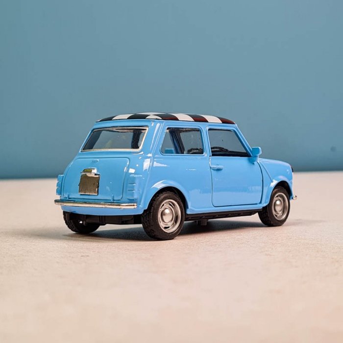 ماشین فلزی عقب کش موزیکال کد 3489YT