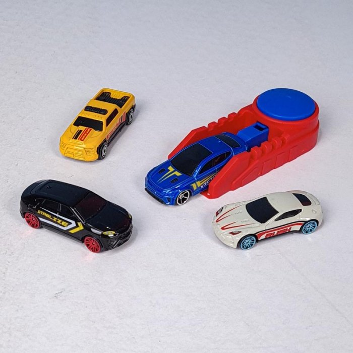 ست پرتاب ماشین مسابقه 4 عددی کد 2853