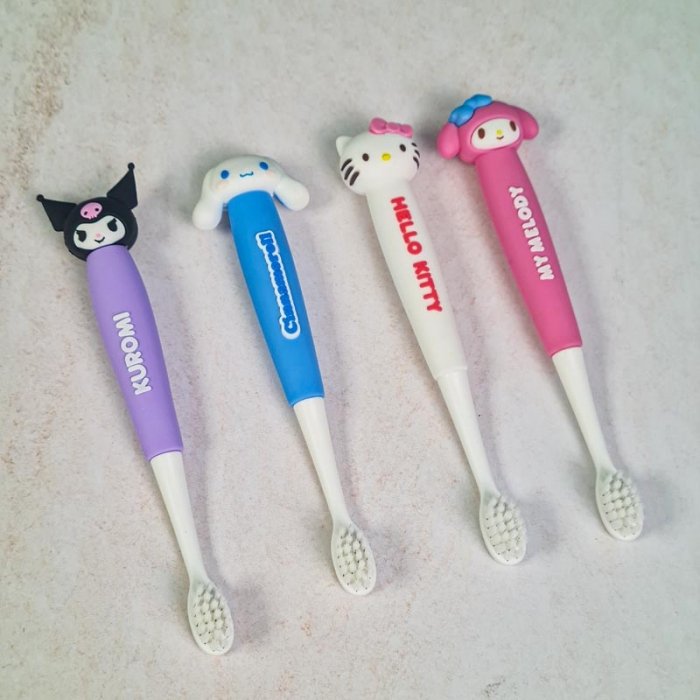 مسواک فانتزی کودک طرح کرومی کد 9010