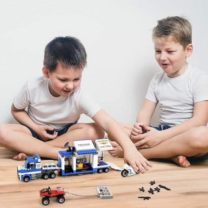 اسباب بازی لگو سری شهر 524 تکه city مدل کامیون پلیس کد LXA415