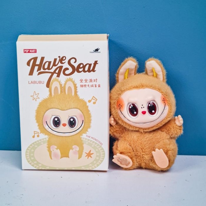 عروسک لبوبو شانسی POP MART Labubu مدل HAVE A SEAT کد 255204