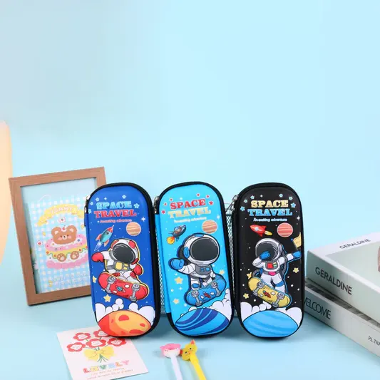 جامدادی فانتزی سه بعدی طرح فضانورد کد 5890