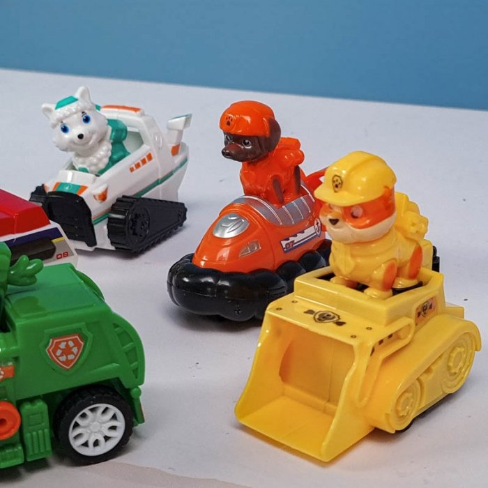 فیگور 9 عددی سگهای نگهبان PB999