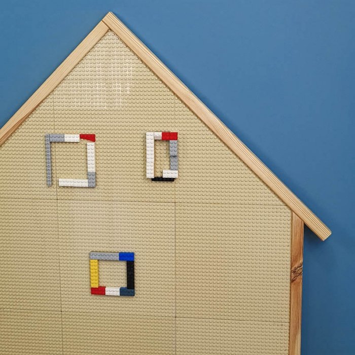 صفحه لگو دیواری طرح خانه چوبی کد 6900354