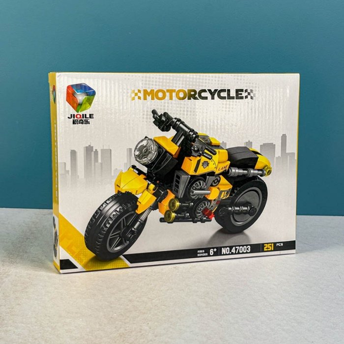 اسباب بازی لگو موتور 251 تکه رنگ  زرد کد P/47003/B