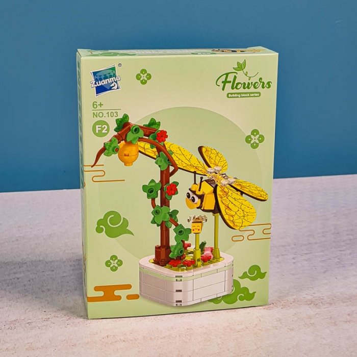 اسباب بازی لگو گل و حشرات مدل زنبور کد 103F2