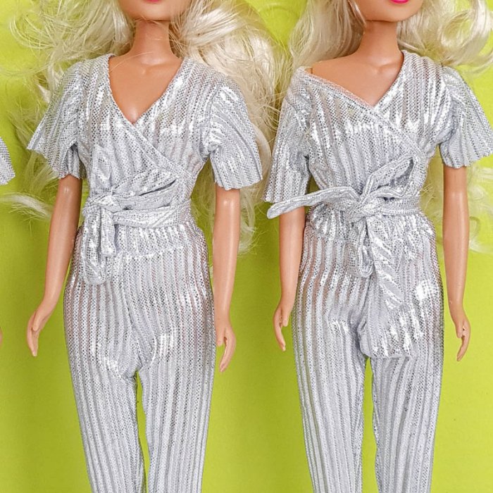 عروسک باربی با لباس اورال نقره ای مو طلایی کد P/HC06/B