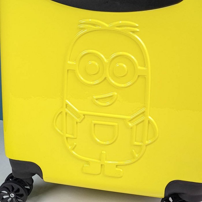 چمدان کودک مدل مینیون کد P/M01/I