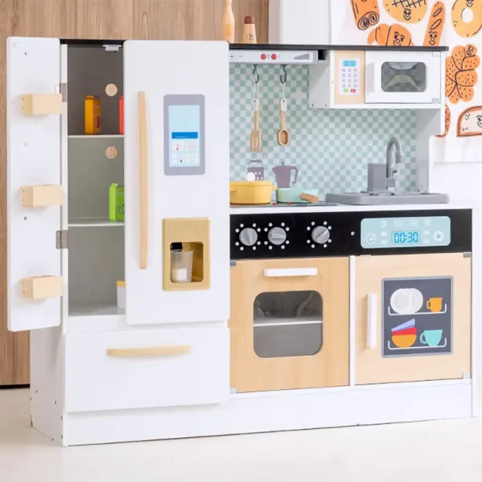 آشپزخانه چوبی کودک به همراه یخچال سایز بزرگ کد BL21159