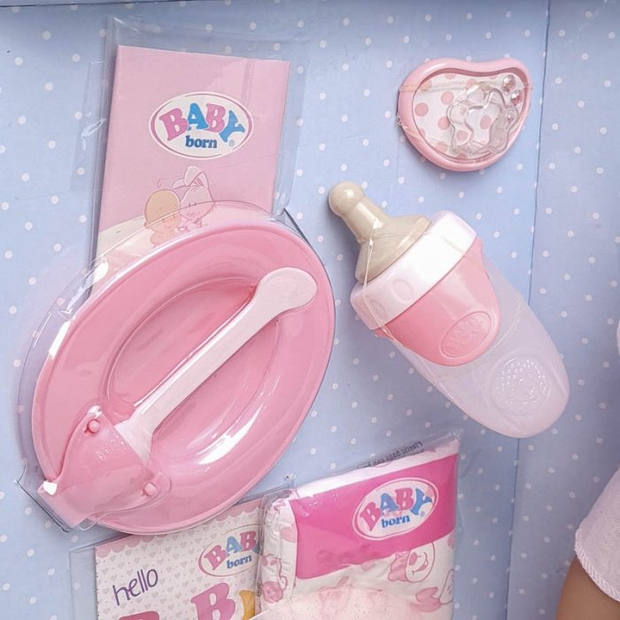 عروسک دخترانه جیشی BABY BORN با لوازم دختر با پیراهن صورتی کد916779