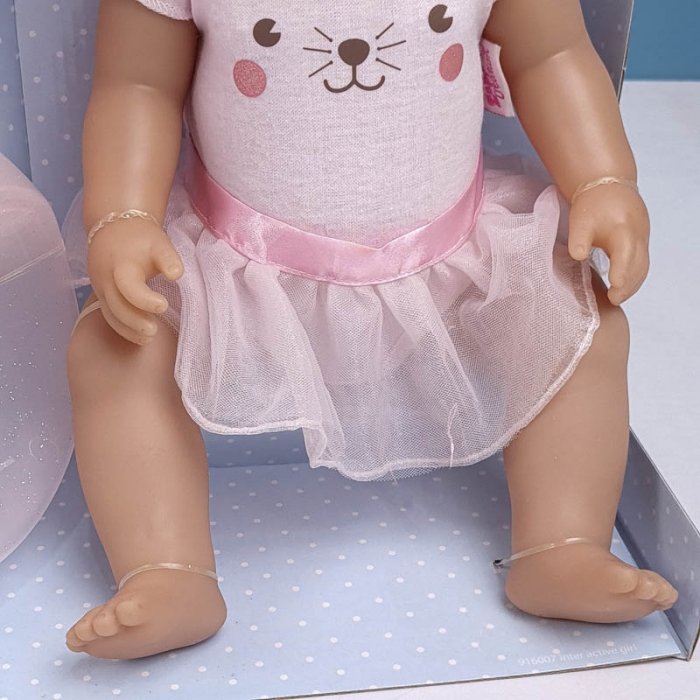 عروسک دخترانه جیشی BABY BORN با لوازم دختر با پیراهن صورتی کد916779