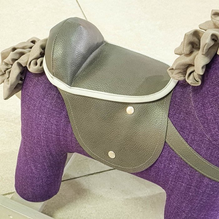 راکر اسب چوبی رنگ بنفش کد AF300214