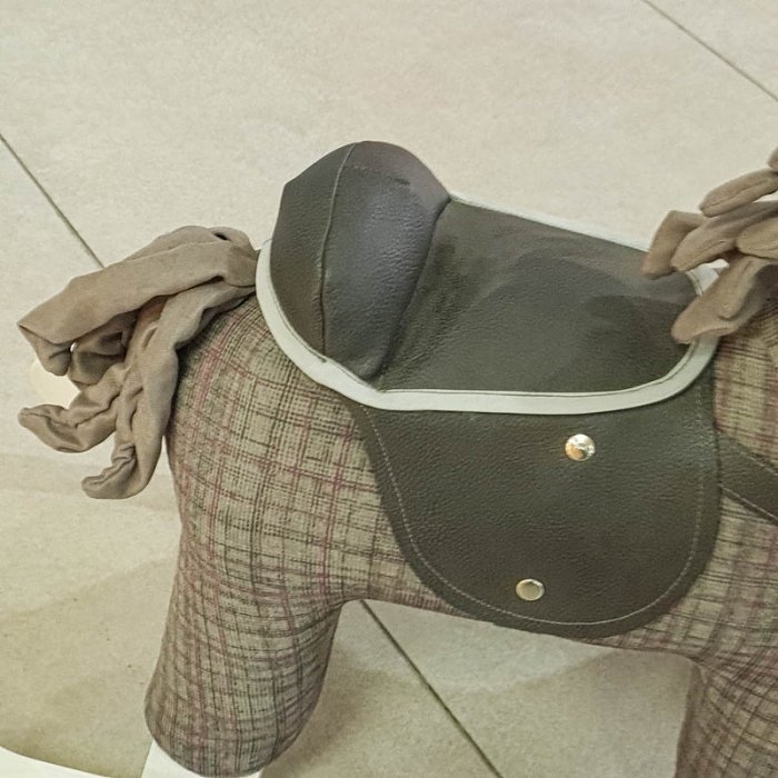 راکر اسب چوبی رنگ طوسی کد AF300215