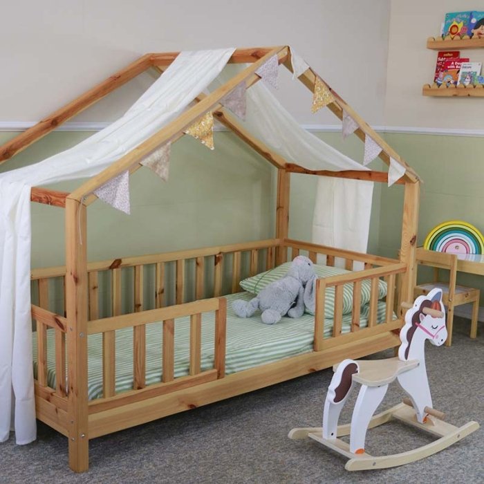 تخت خواب کودک چوبی مدل کلبه کد 6188072